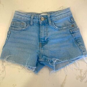 Zara, size 7 girl jean short,  like new